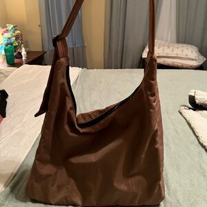 BAGGU Cocoa Shoulder Bag